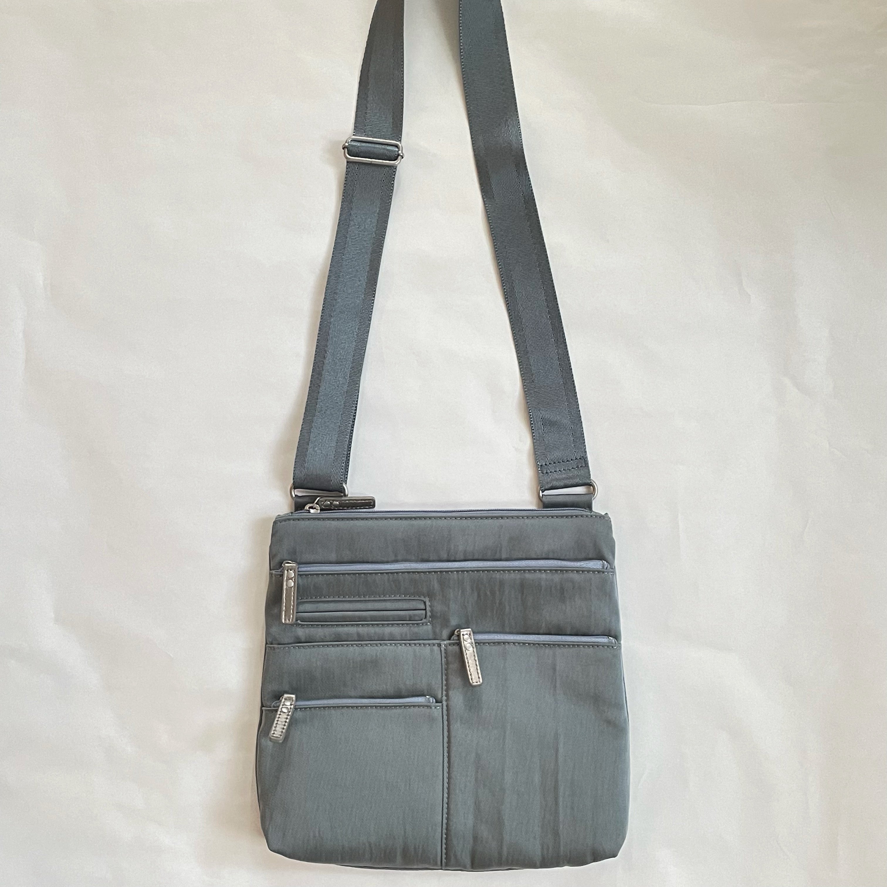 NICO - Mist x Grey | Multi-Pocket Shoulder Bag | Small