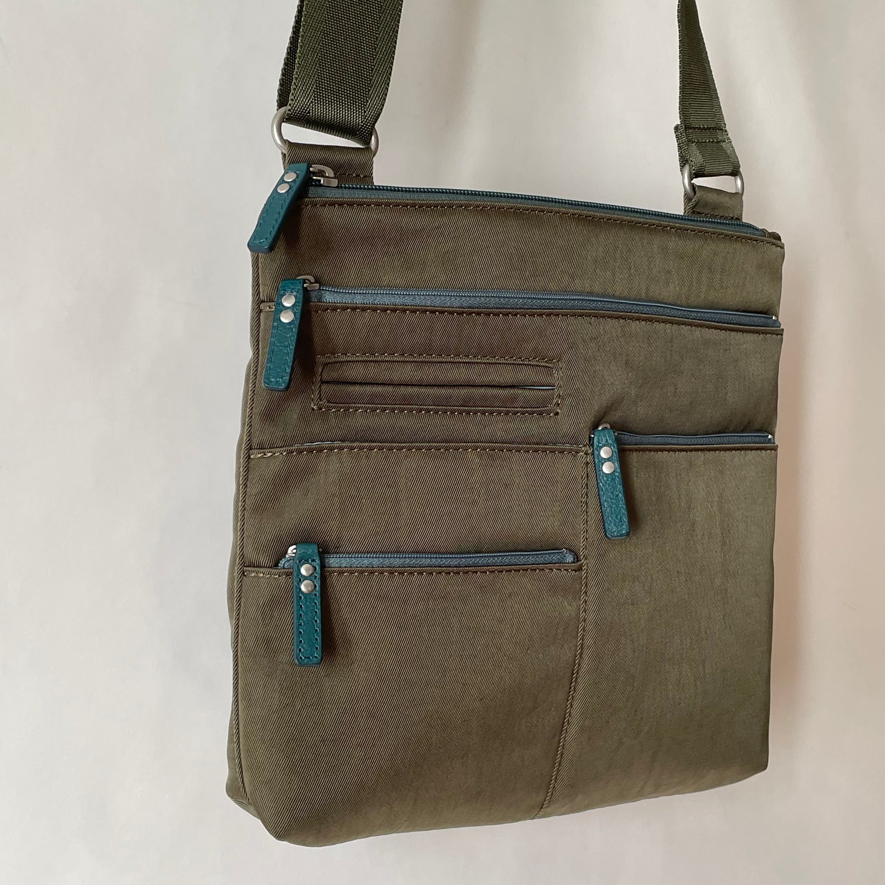 NICO - Willow x Azure | Multi-Pocket Shoulder Bag | Small