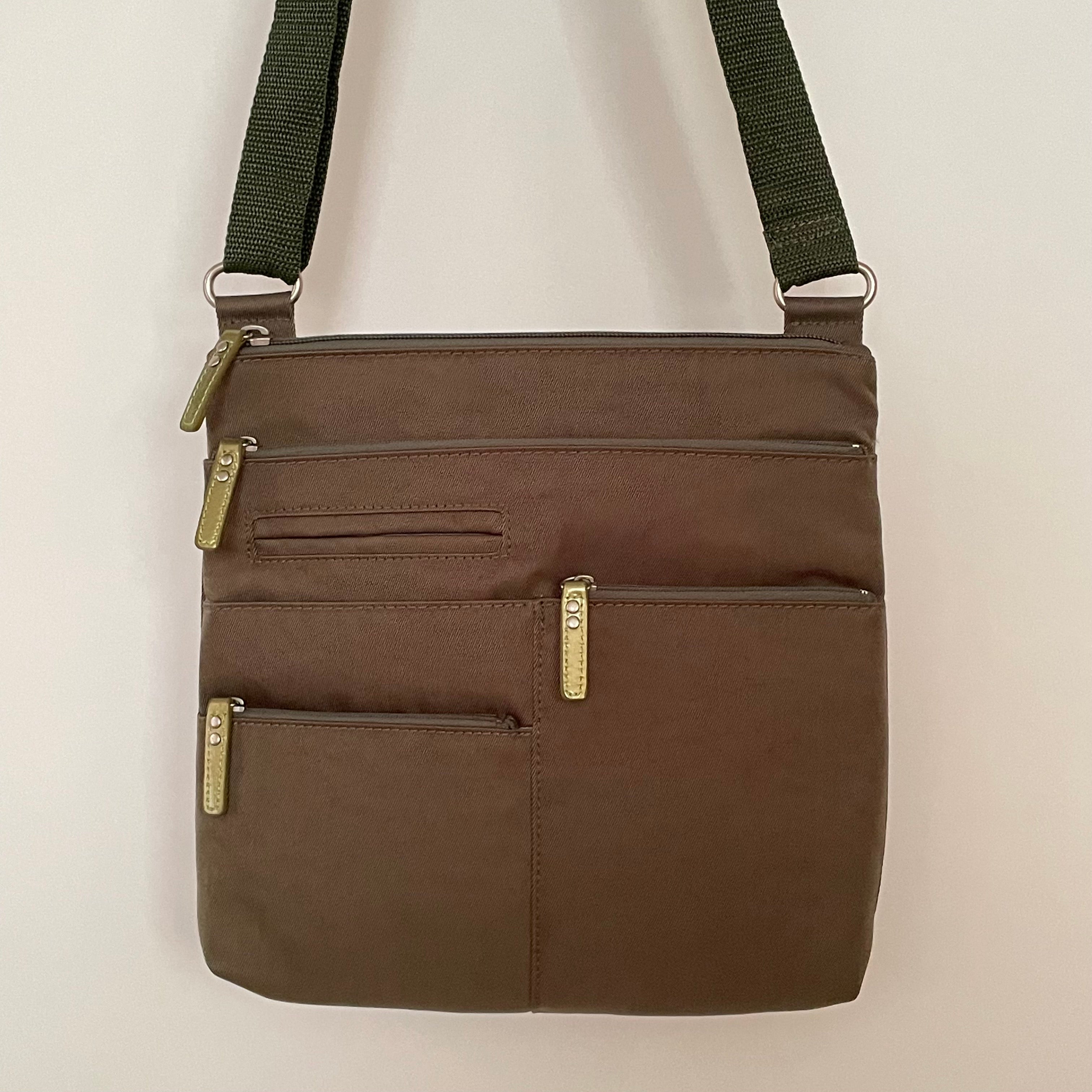 NICO - Willow x Olive | Multi-Pocket Shoulder Bag | Small