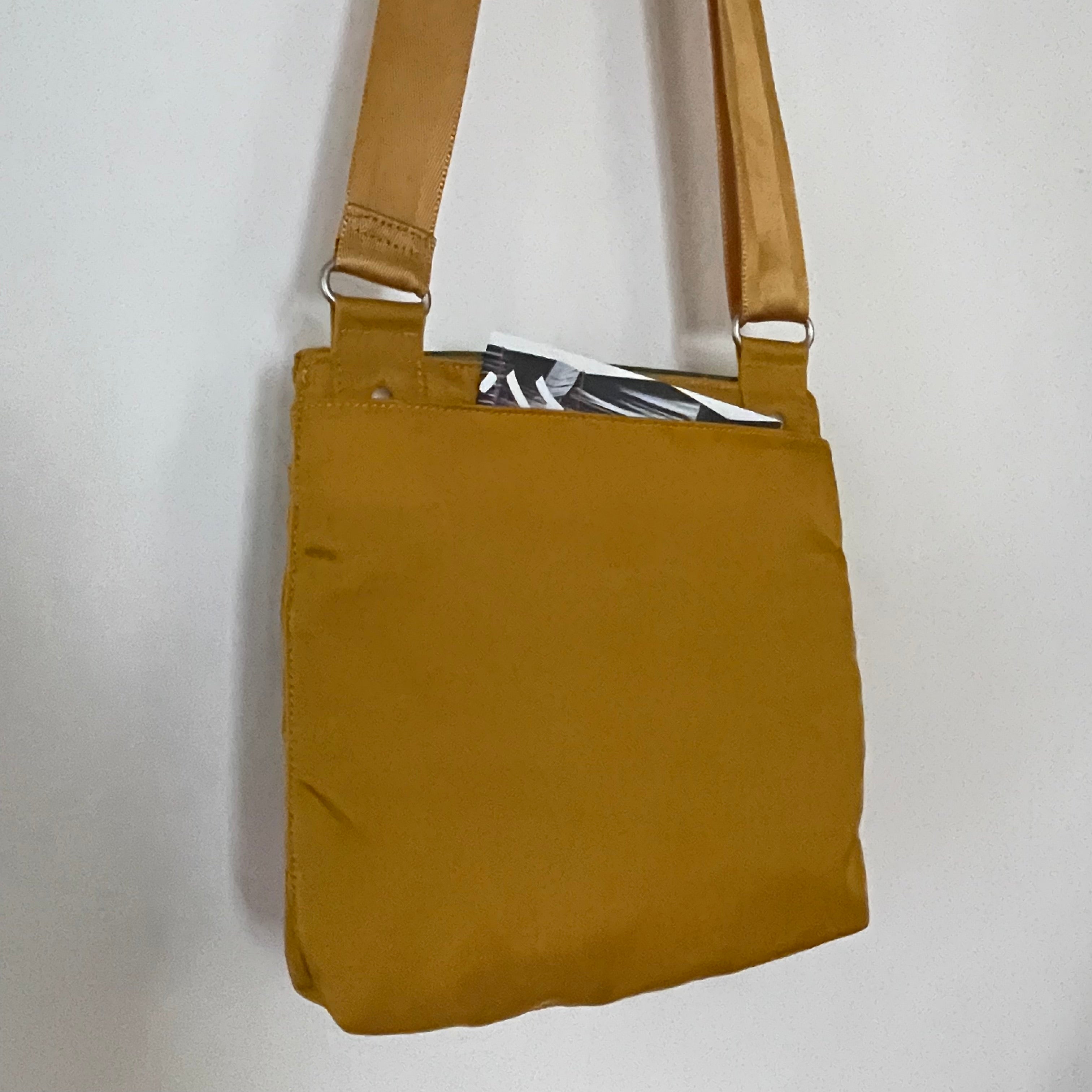 NICO - Canary x Olive | Multi-Pocket Shoulder Bag | Small