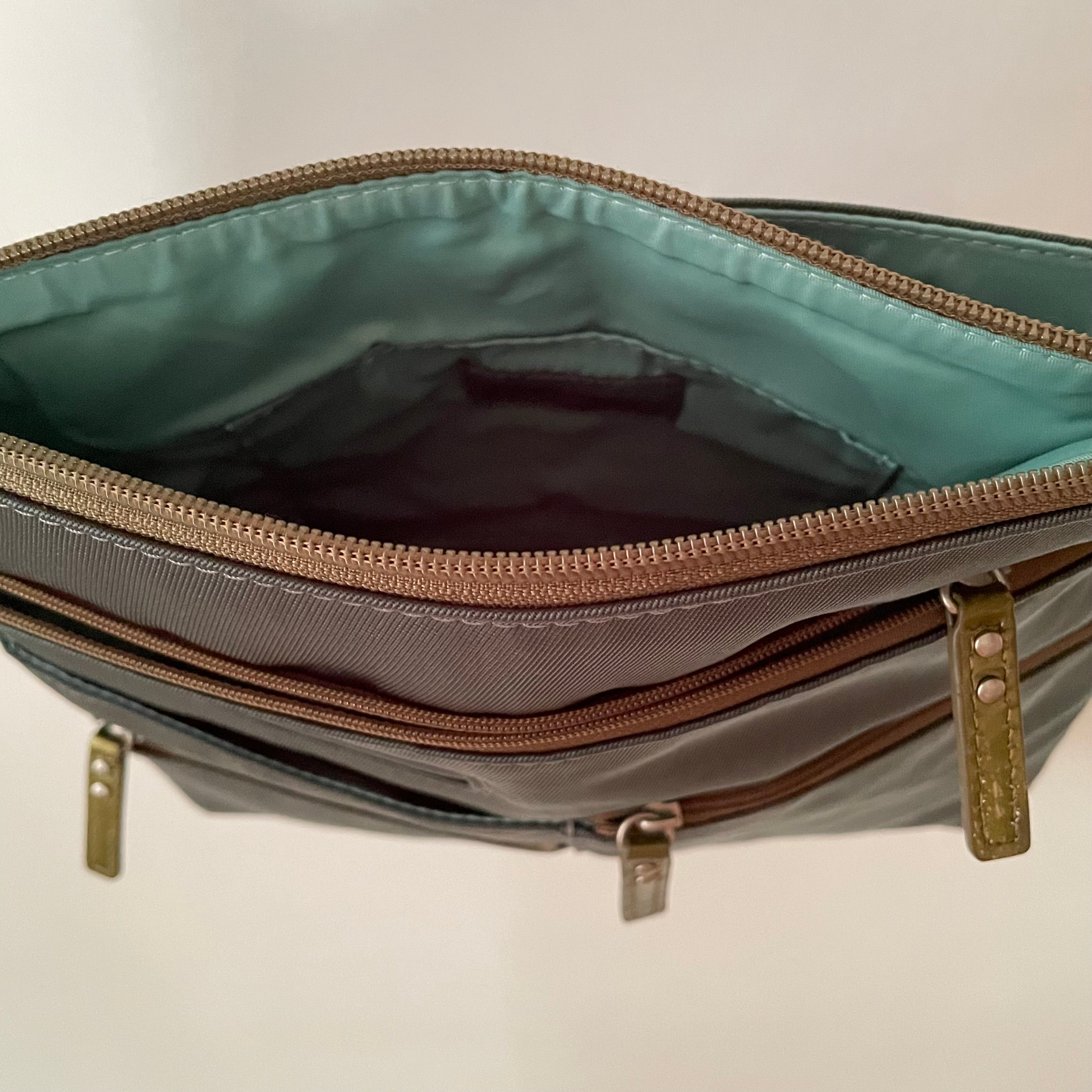 NICO - Sage x Olive | Multi-Pocket Shoulder Bag | Small