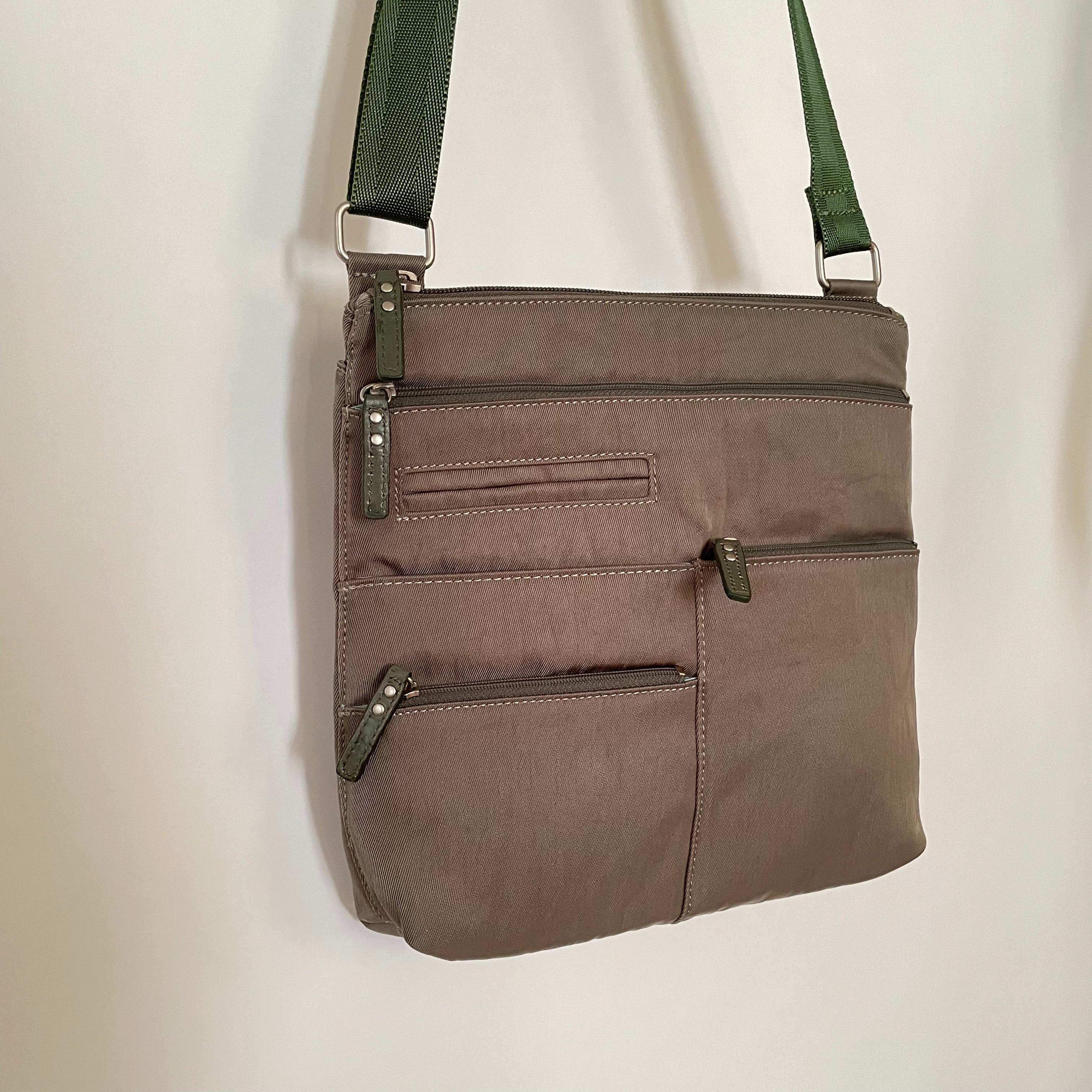NICO - Sand x Dark Green | Multi-Pocket Shoulder Bag | Small