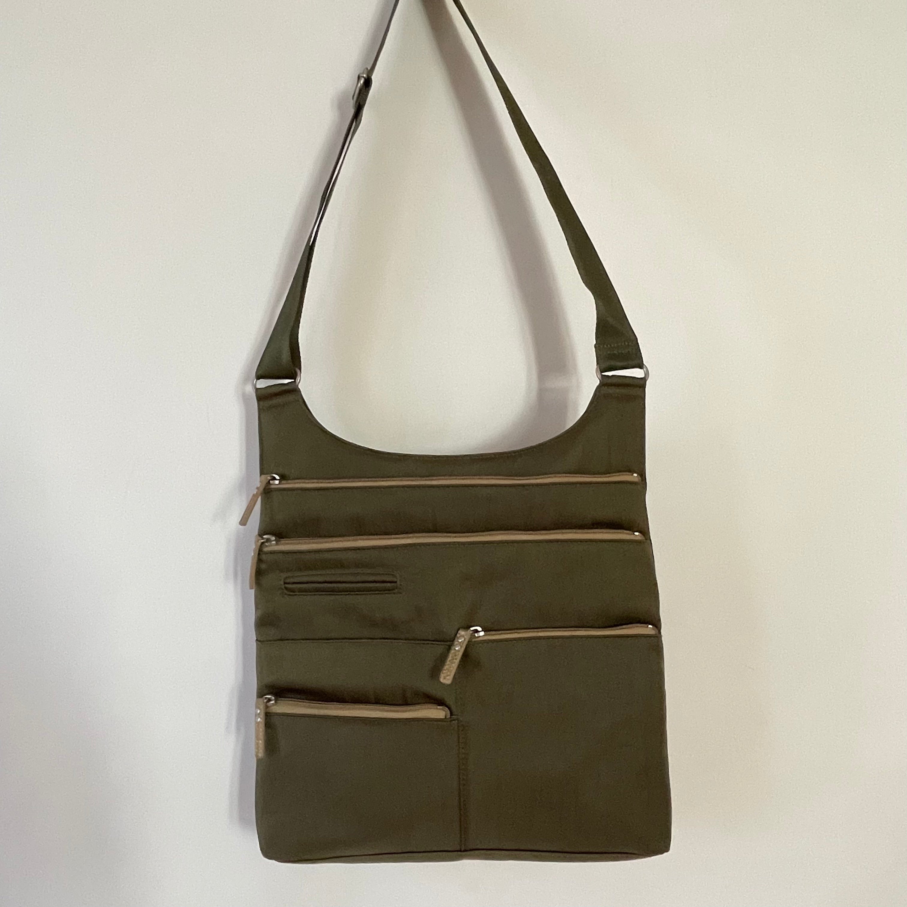 LUCY - Willow x Gold | Multi-Pocket Shoulder Bag | Large