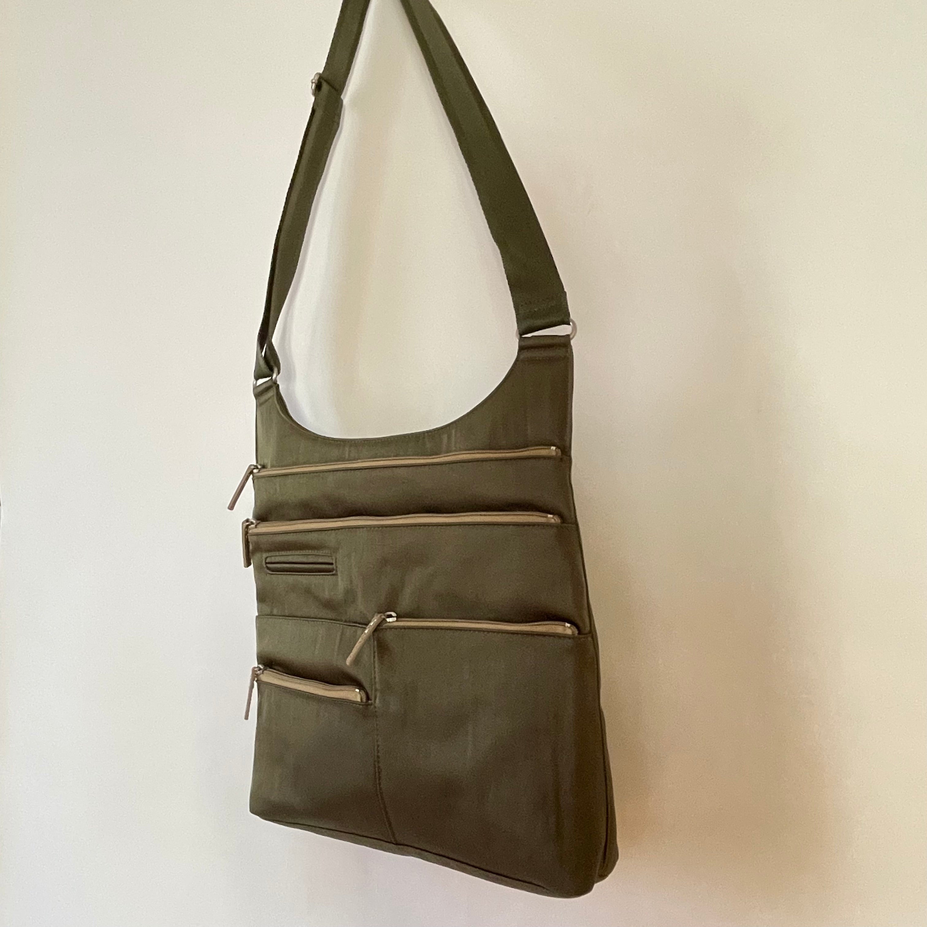 LUCY - Willow x Gold | Multi-Pocket Shoulder Bag | Large