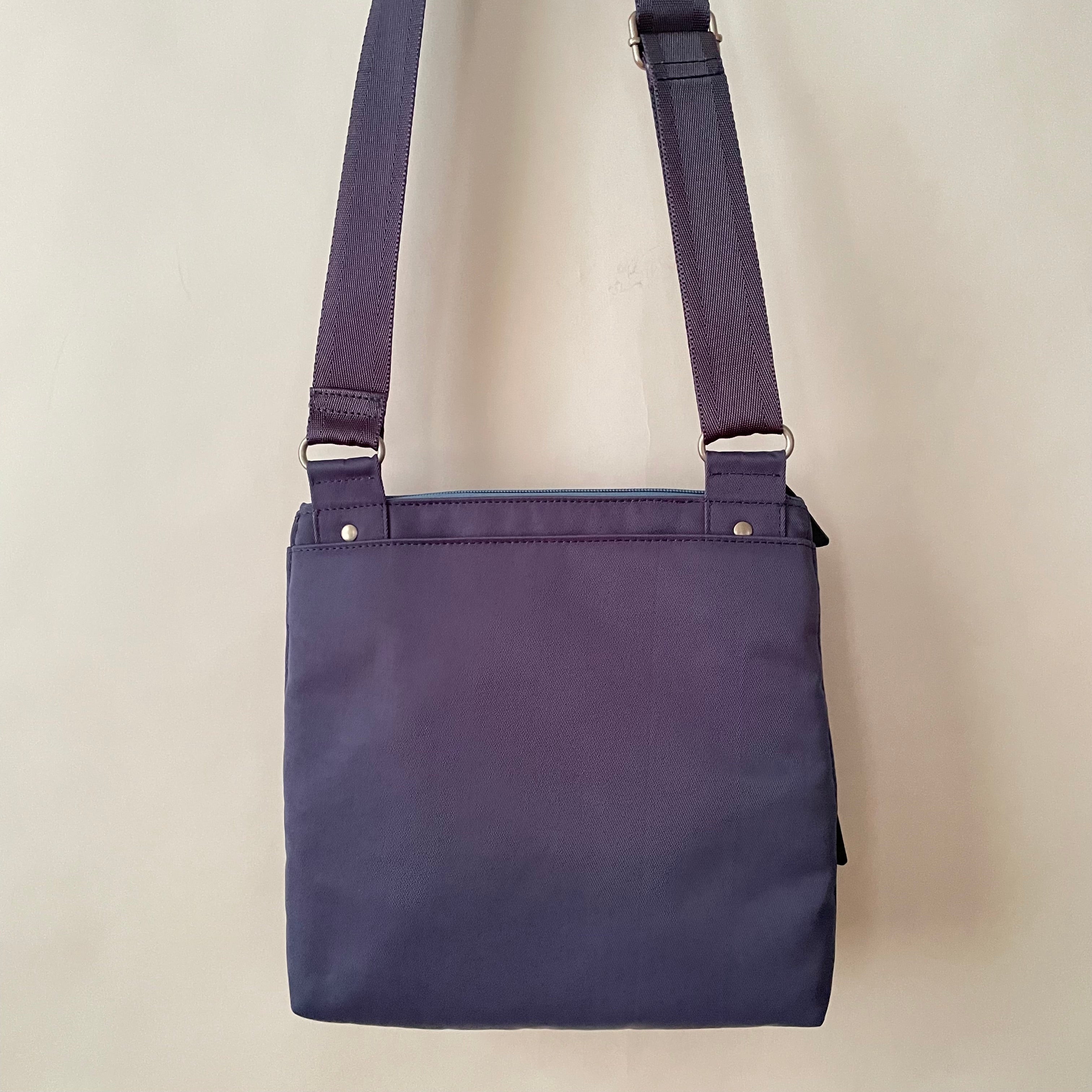 NICO - Marina x Blue | Multi-Pocket Shoulder Bag | Small