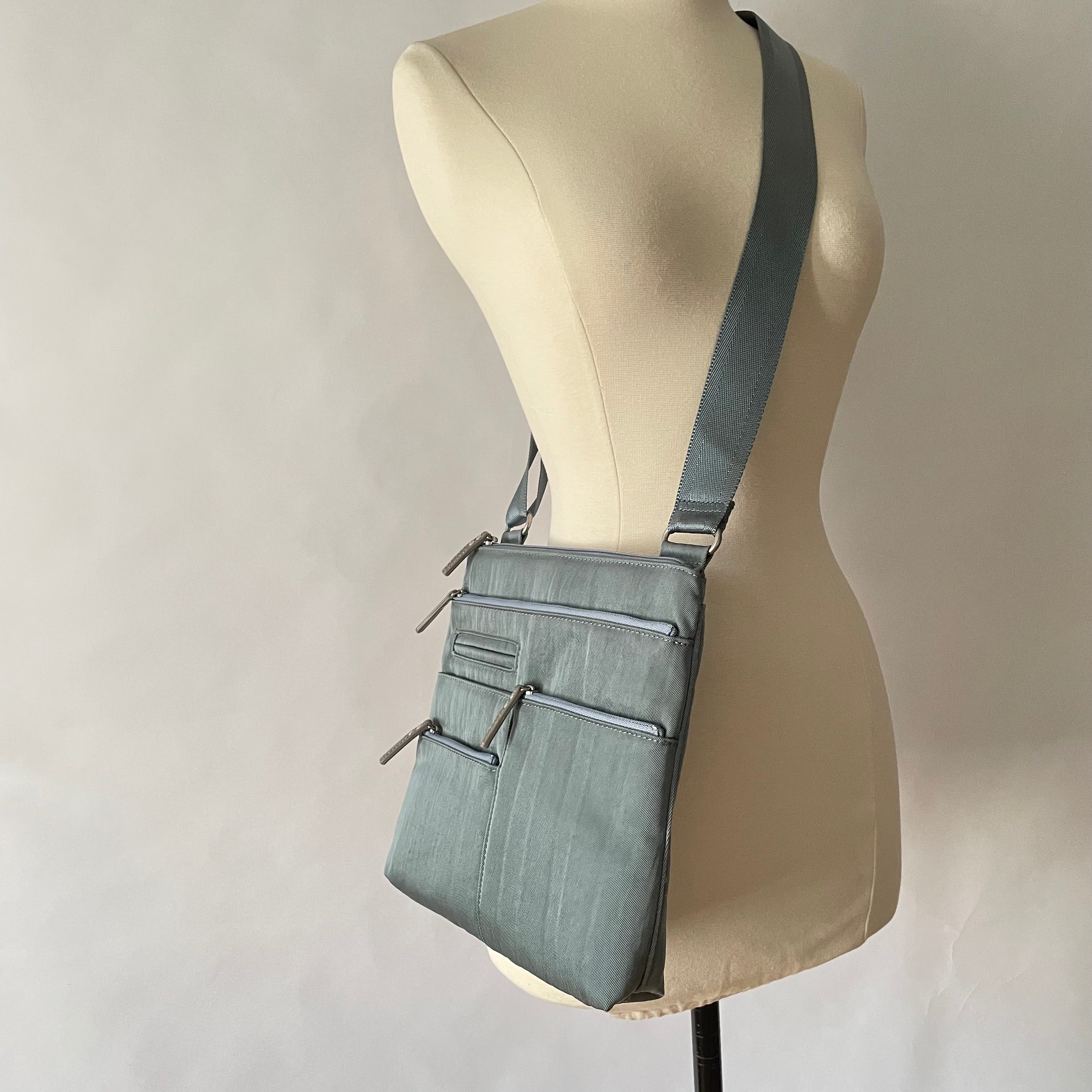NICO - Mist x Grey | Multi-Pocket Shoulder Bag | Small