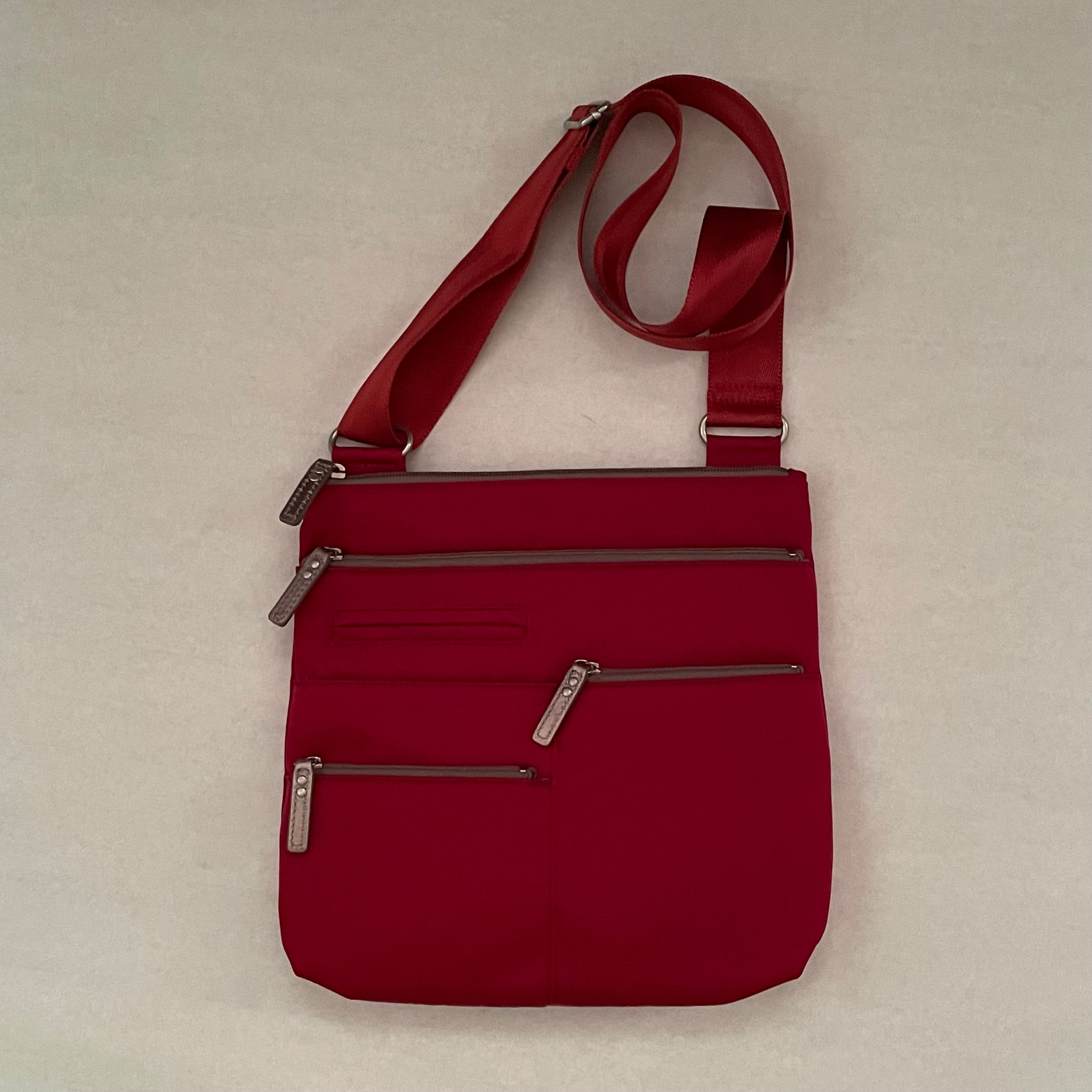 NICO - Dark Red x Champagne | Multi-Pocket Shoulder Bag | Small