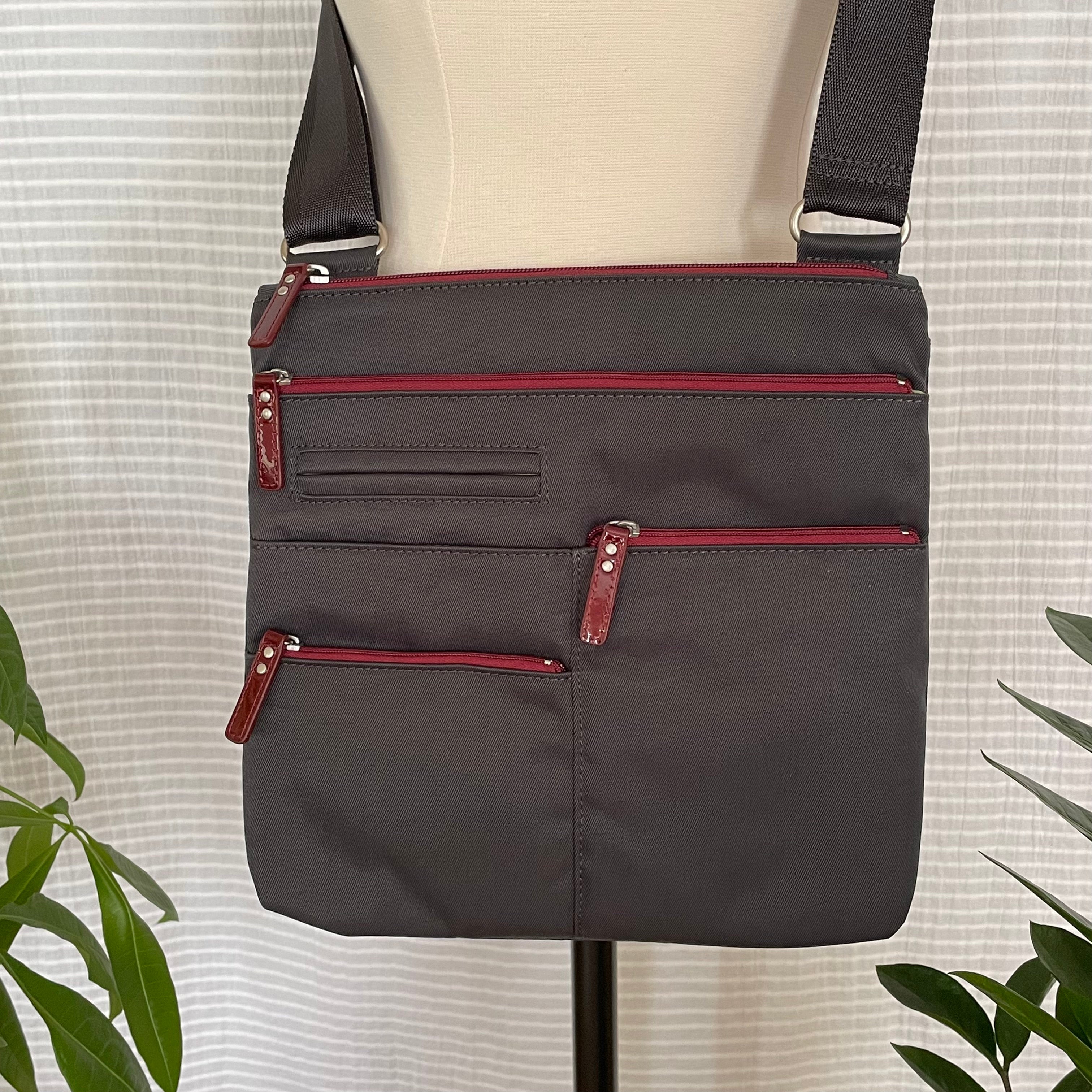 NICO - Rock Grey/Red | Multi-Pocket Shoulder Bag | Small