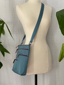 NICO - Blue Jay/Red | Multi-Pocket Shoulder Bag | Small