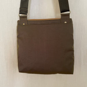 NICO - Willow x Gold | Multi-Pocket Shoulder Bag | Small
