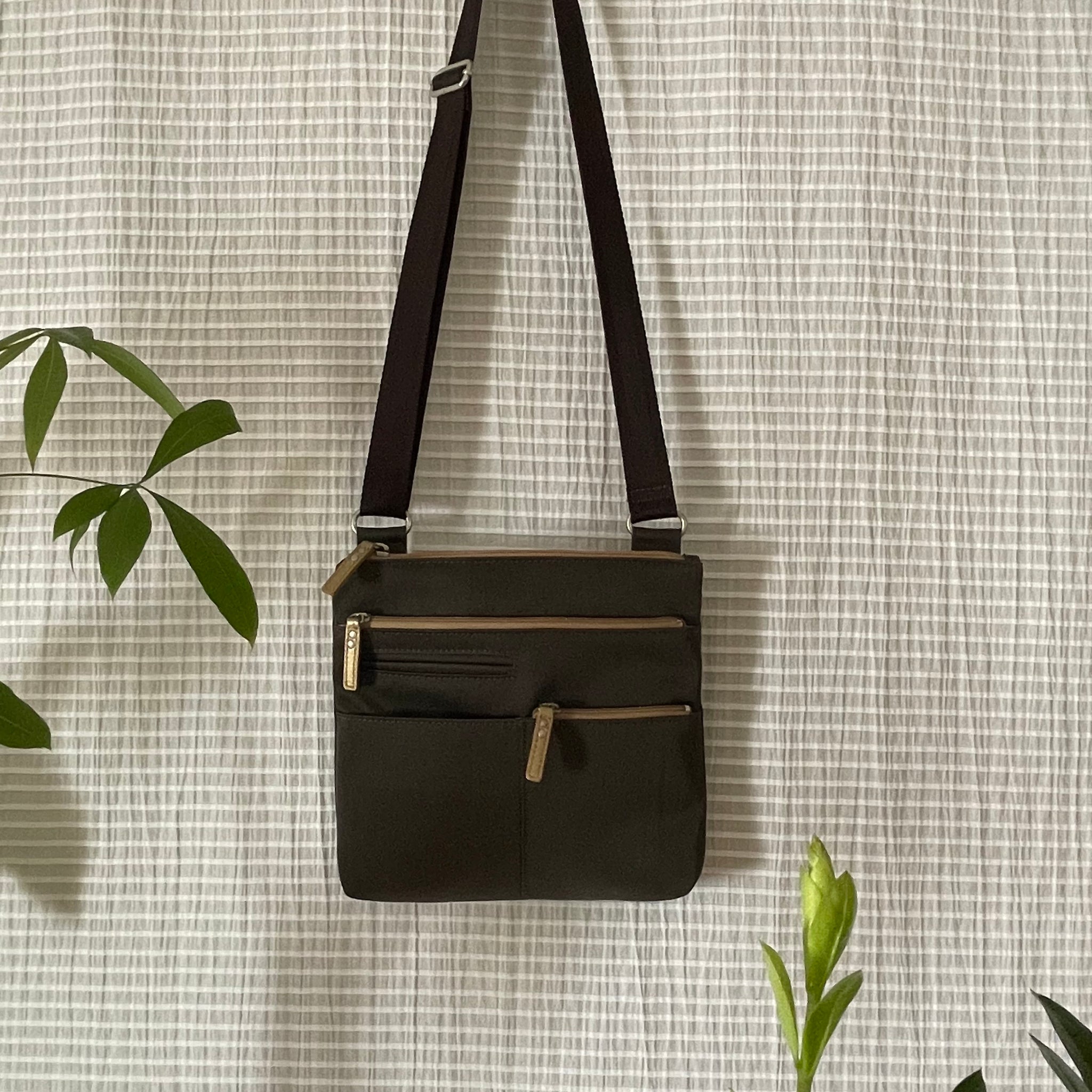 PETE - Charcoal x Ochre | Multi-Pocket Shoulder Bag | Mini