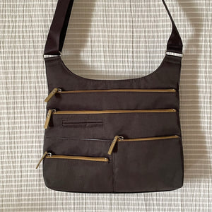 TEELA - Rock Grey x Ochre | Multi-Pocket Shoulder Bag | Medium | SS2023